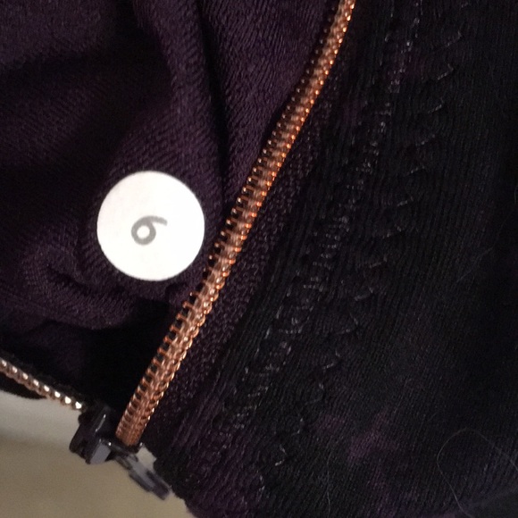 Lululemon Jacket - Picture 5 of 5